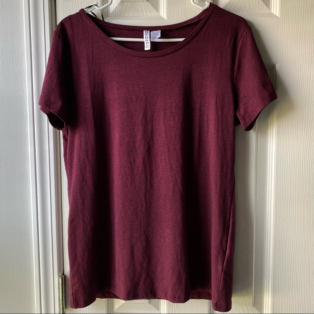 H&M Basic Heathered Fitted Tee - Size Large
